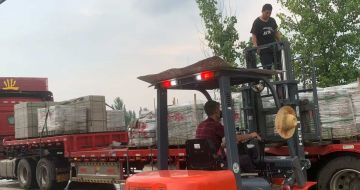 温州 黄金麻冰裂纹，地铺石装车