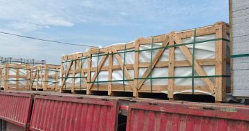 温州 芝麻白花岗岩地铺石出口专车-泰国游