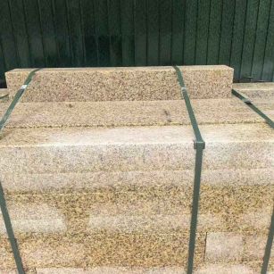 温州 黄金麻花岗岩石材机切面栏杆料半成品