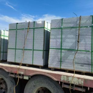 温州 芝麻白花岗岩地铺石装车日常