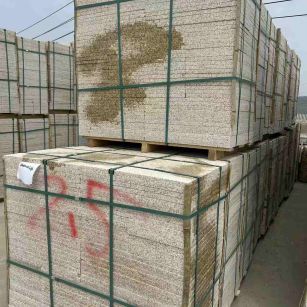 温州 黄金麻花岗岩石材荔枝面地铺石2.5*300*600