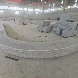 温州 芝麻白异形坐凳，自然面光面弧形加工