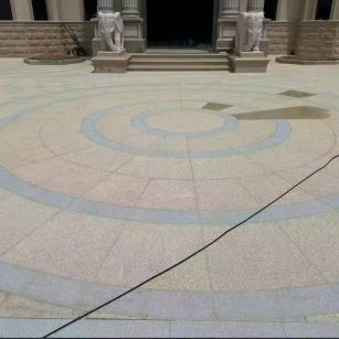 温州 黄金麻芝麻灰花岗岩石材地铺拼接效果