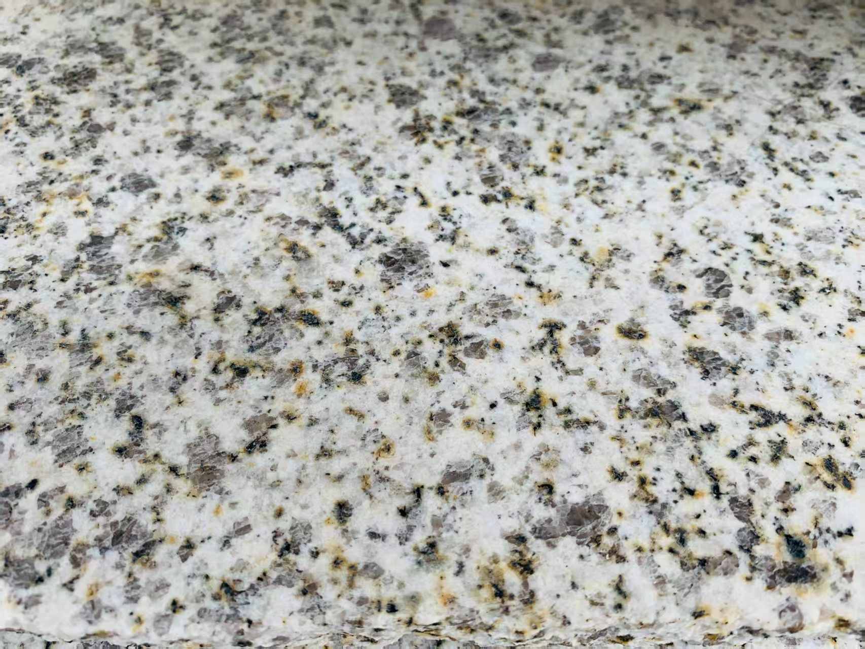 温州 黄金麻花岗岩石材浅黄光面