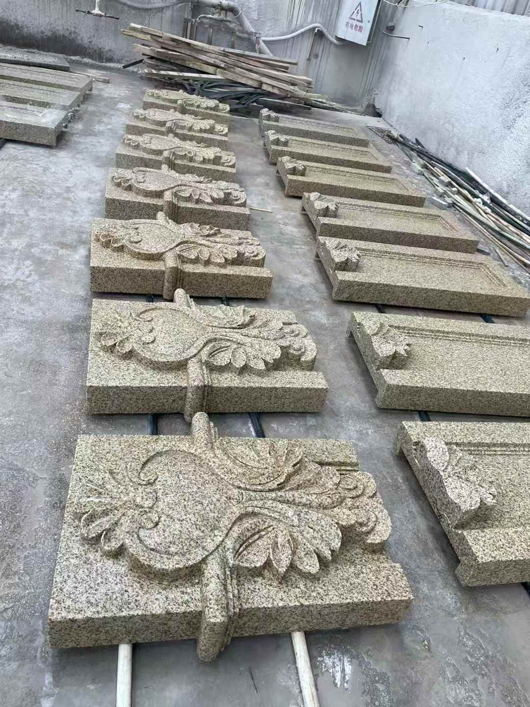 温州 黄金麻花岗岩别墅外墙雕刻板