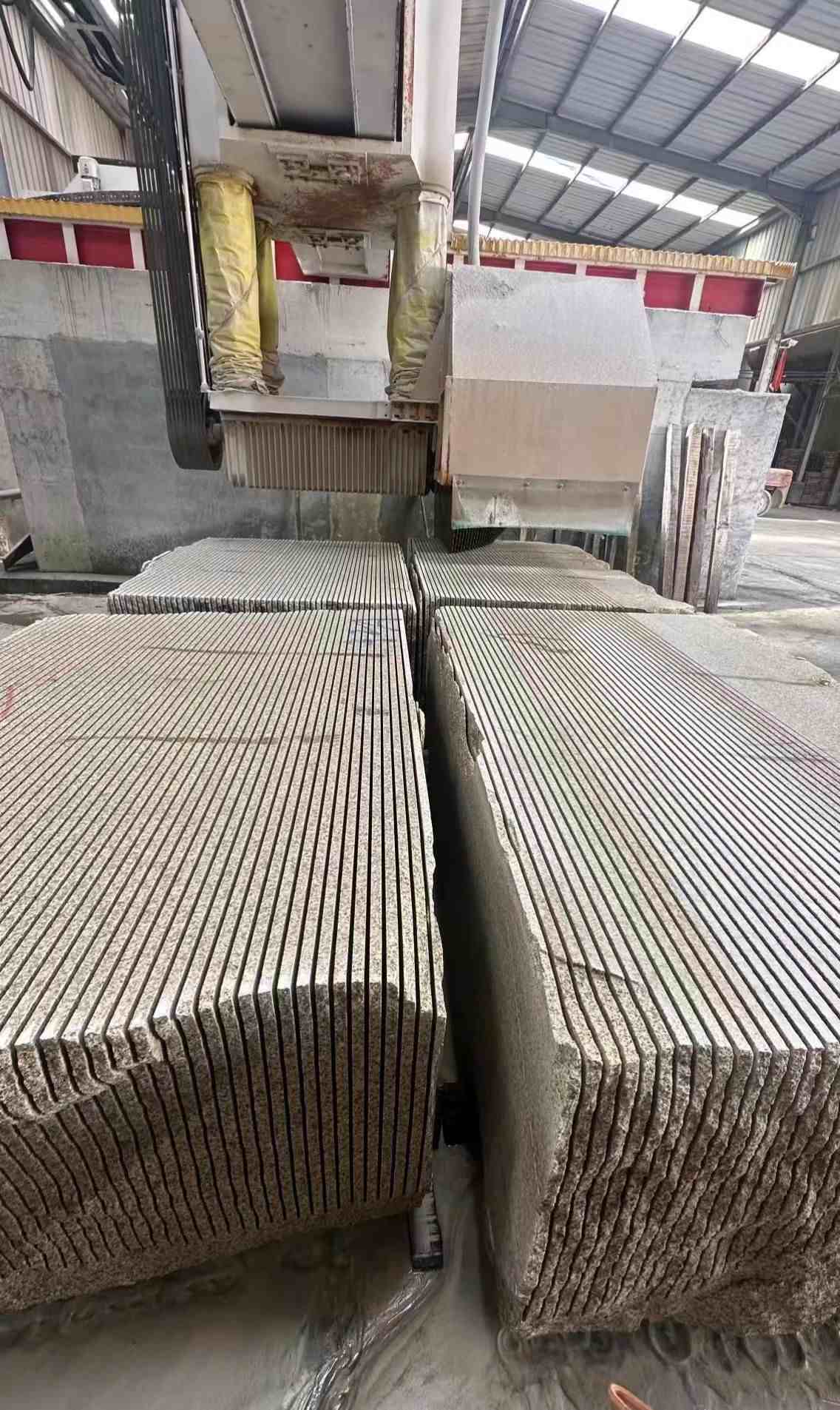 温州 车间生产日常，黄金麻白麻花岗岩