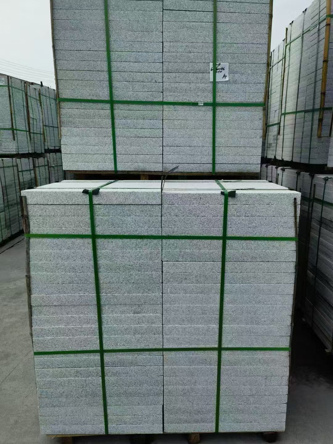 温州 芝麻白火烧，园林广场市政工程地铺石，1.8~5.0厚均有现货