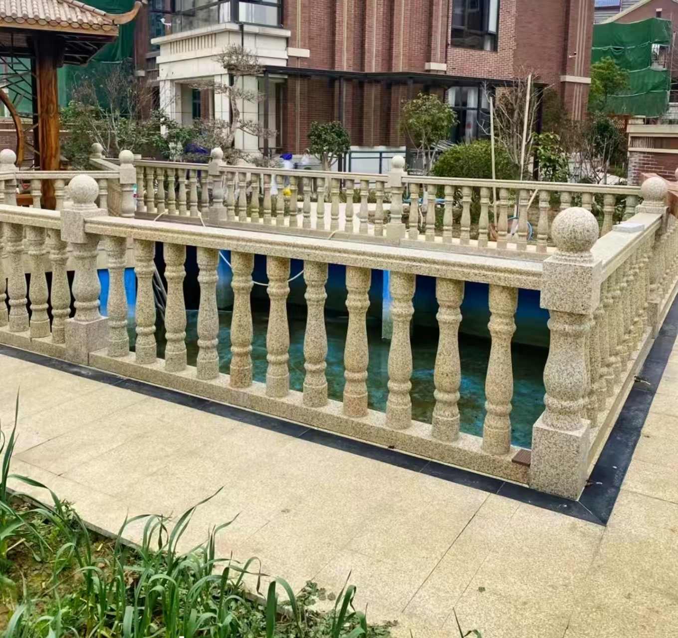 温州黄金麻花岗岩石材栏杆，扶手，将军柱，花瓶柱