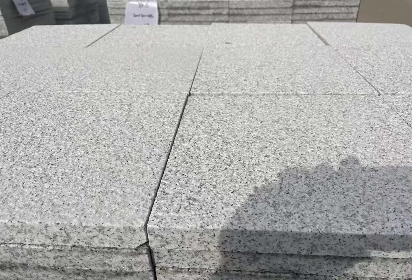 温州 白麻花岗岩石材推荐 荔枝面地铺石