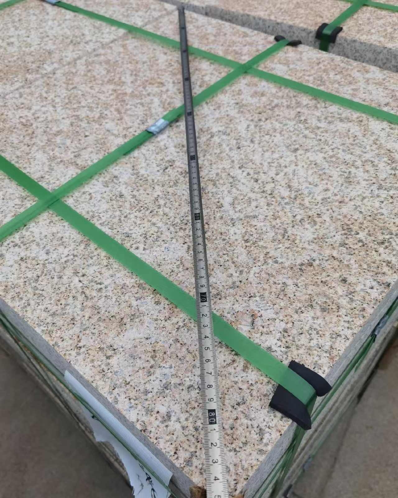 温州 黄金麻火烧面地铺石