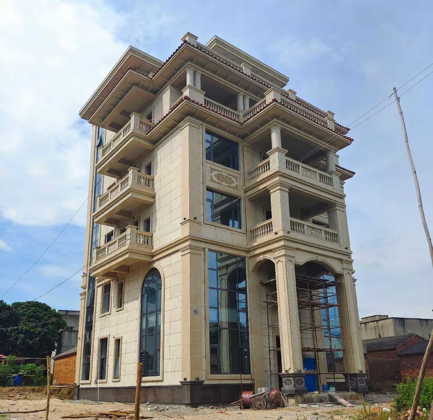 温州 黄金麻花岗岩石材别墅外墙干挂搭配（雕花栏杆花瓶柱门楼罗马柱）