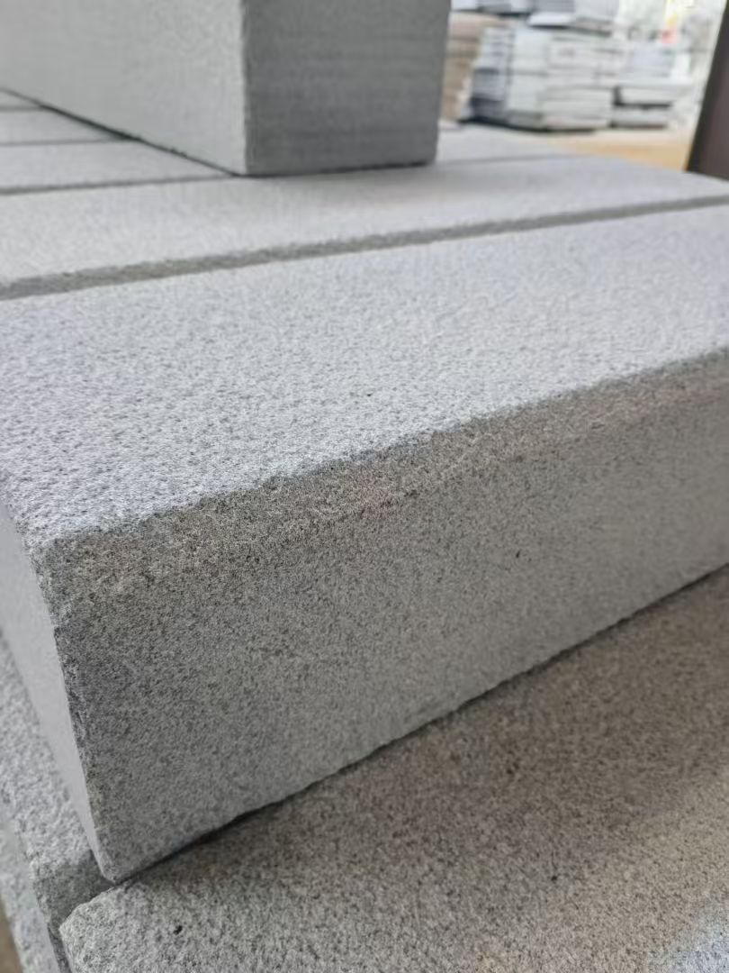 温州 芝麻灰荔枝面路沿石